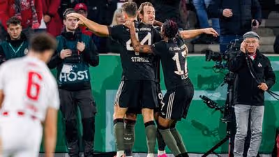 Bayern atropela mais um, chega a 14 vitórias em temporada 100% e 'assusta' Europa