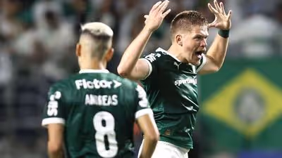 Palmeiras formaliza ao Atlético-MG que vai comprar Bruno Fuchs; veja detalhes