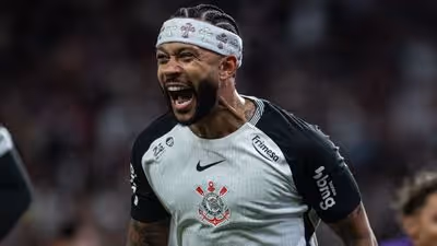Por que Memphis foi reserva no Corinthians antes de decidir clássico? Dorival responde