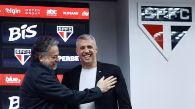 Crespo diz que tem tentando blindar elenco e desabafa: 'O São Paulo não morreu'