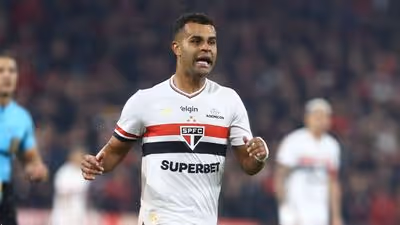 Sem espaço no São Paulo, Alisson é sondado pelo Santos, mas tem outra preferência após ida frustrada ao Corinthians