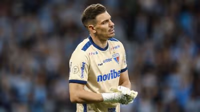 Reprovado pelo Corinthians nos exames, João Ricardo volta a ser relacionado pelo Fortaleza