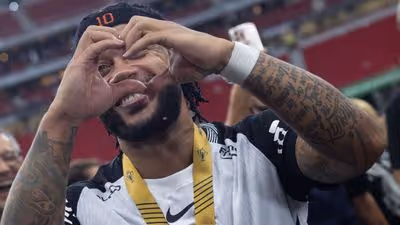 Memphis Depay se declara ao Corinthians e despista...