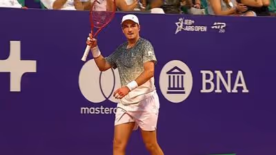 João Fonseca perde para chileno número 71 do mundo e é eliminado em estreia no ATP 250 de Buenos Aires