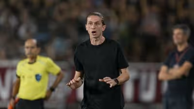 Filipe Luís diz o que falta para Paquetá deslanchar no Flamengo e cobra mudança do time: 'Temos que melhorar urgentemente'