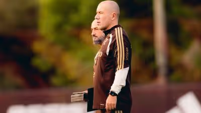 Flamengo deve ter até quatro reforços para final do Carioca contra o Fluminense