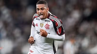 Ex-Flamengo pede crédito a Samuel Lino: '3 a 0 não está bom, torcedor quer show'