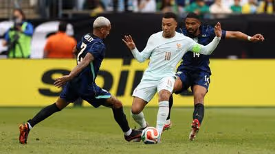 Mbappé é sincero sobre jogo contra Brasil: 'Não vou falar que era final de Copa...'