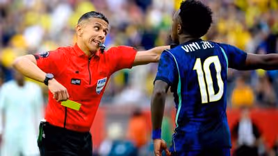 Fábio Luciano dá conselho a Vini Jr. e diz por que astro não pode usar a 10 na seleção