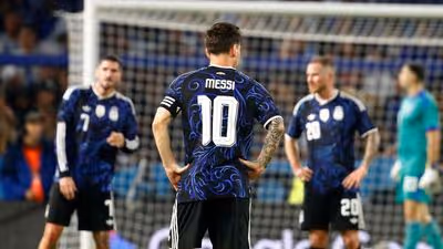 Argentina vence Mauritânia com golaço de joia, dupla do Palmeiras em campo e 'susto' no fim