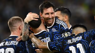 Messi brilha, Argentina goleia Zâmbia e encerra preparação para a Copa do Mundo com 100%