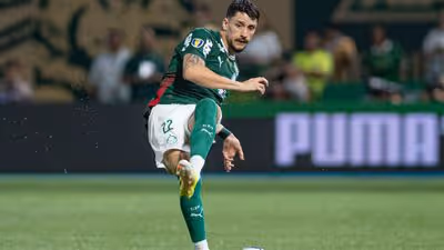 Piquerez é operado após lesão no tornozelo e inicia recuperação no Palmeiras