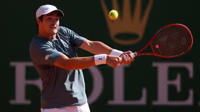 Próximo rival de João Fonseca, Zverev faz previsão sobre futuro com brasileiro