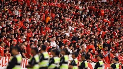 Beira-Rio vazio? Como torcida virou centro de polêmica em crise do Inter para jogo contra o Flamengo