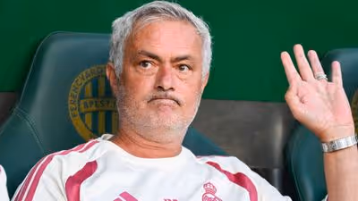 Do vestiário ao trato com as estrelas: cinco mudanças que Mourinho já promoveu no Real Madrid