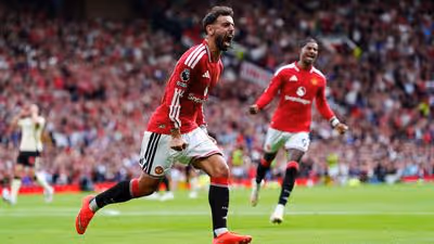 Bruno Fernandes destrói com hat-trick, e United goleia Ipswich de virada pela Premier League