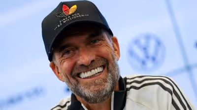Klopp surpreende, faz duas listas e chama 44 jogadores em primeira convocação na Alemanha