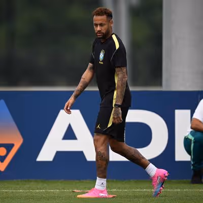 Site põe em dúvida capacidade de Neymar ajudar o Brasil na Copa: ‘Cada vez mais improvável’