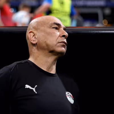 Egito renova contrato de técnico que surpreendeu a Argentina na Copa do Mundo