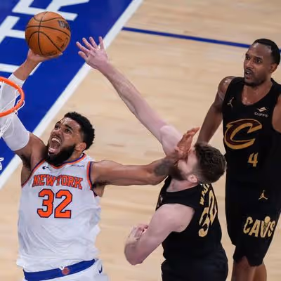 Knicks impõem virada épica sobre os Cavaliers na prorrogação e saem na frente na final do Leste