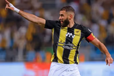 Al-Hilal anuncia contratação de Benzema em meio a crise de rivais