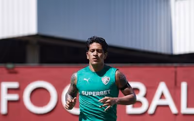 Cano se recupera de lesão e volta a ficar à disposição no Fluminense