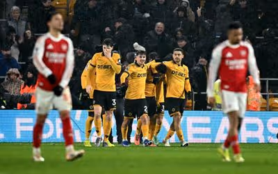 Arsenal sofre diante do lanterna, empata e volta a decepcionar no Campeonato Inglês