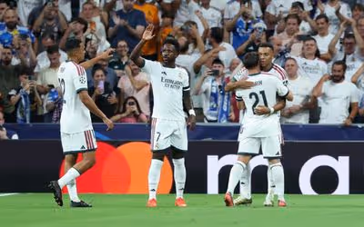 Vini Jr sofre transformação com Mourinho, apontam jornais espanhóis