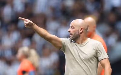 Franclim assume culpa por 1o tempo ruim do Botafogo: 'Não saímos satisfeitos'