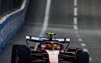 Hamilton supera McLaren e Bortoleto é o 15o em 2o treino livre do GP do Azerbaijão