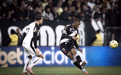 Dois jogadores do Vasco estão na seleção da Copa do Brasil