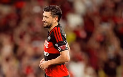 Arrascaeta está entre os jogadores mais decisivos do mundo, diz estudo