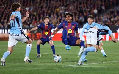 Lamine Yamal sofre lesão muscular e não joga mais pelo Barcelona nesta temporada