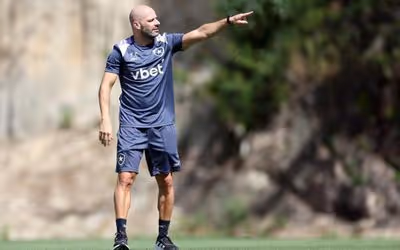 Botafogo evolui em um mês com Franclim, mas precisa melhorar no Brasileirão
