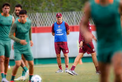 Há vida sem Árias? Confira as opções de Renato Gaúcho para substituir ídolo no Fluminense