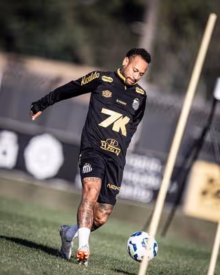 Neymar terá jogo decisivo por possível volta à Seleção, diz jornal espanhol
