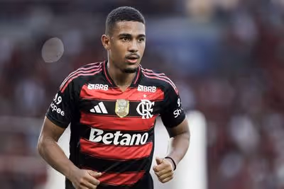 Atacante busca aproveitar pausa e retomar boa fase no Flamengo