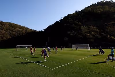 Barboza rasga elogios ao trabalho de Davide no Botafogo: 'Muita experiência'