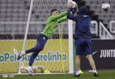 Bento destaca evolução defensiva da Seleção sob o comando de Ancelotti