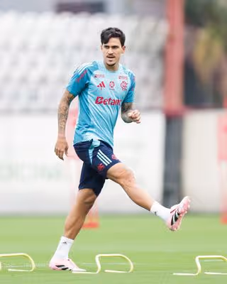 Flamengo projeta volta de Pedro aos treinos durante a Data Fifa