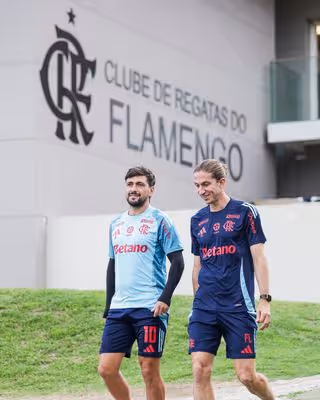 Após 6 anos, geração imortal do Flamengo retorna a Lima