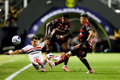 Flamengo tem 25% de chances de título depois de vitória do Palmeiras