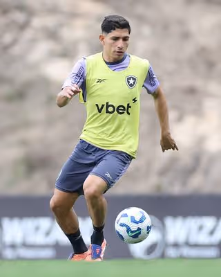 Savarino é desconvocado e poderá defender Botafogo contra o Sport