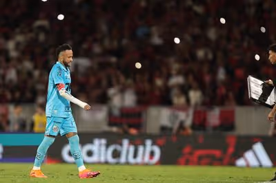 Jornal espanhol critica Neymar por atuação contra o Flamengo: 'Lento e sem ritmo'