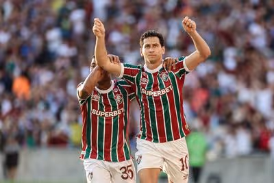 Ganso celebra gol pelo Fluminense e prega foco na Copa do Brasil: 'Pés no chão'