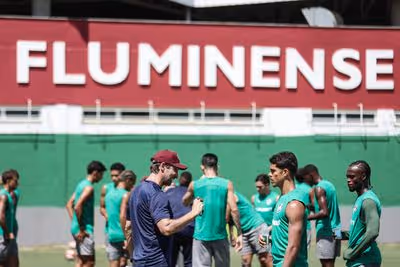 Auxiliar de Zubeldía detalha preparação do Fluminense: 'Estamos bem'