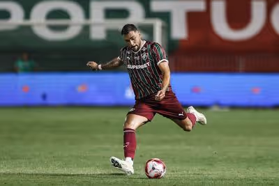 Freytes faz coro pela permanência de Serna no Fluminense: 'Espero que não saia'