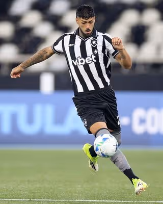 Barboza elogia jovem do Botafogo: 'Pode ter uma carreira gigante'