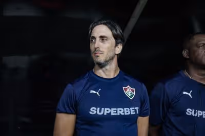 Zubeldía exalta atuação do Fluminense e explica escolha por Savarino: 'Era o ideal'