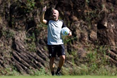 Botafogo deve ter mais um desfalque para a partida contra o Santos